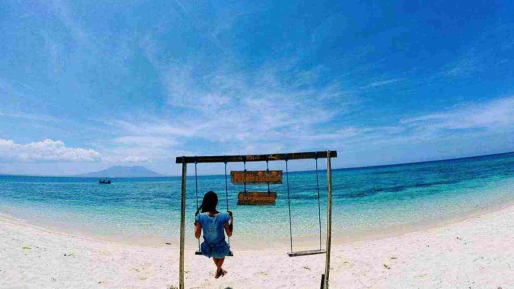 liburan ala Maldive di Pulau Tabuhan Banyuwangi