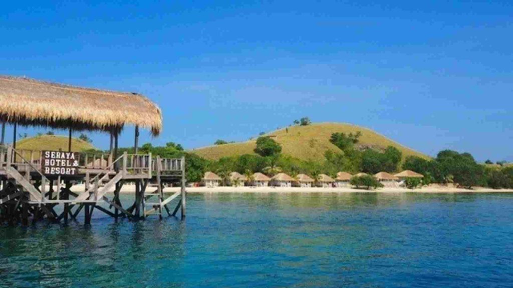 pulau seraya labuan bajo