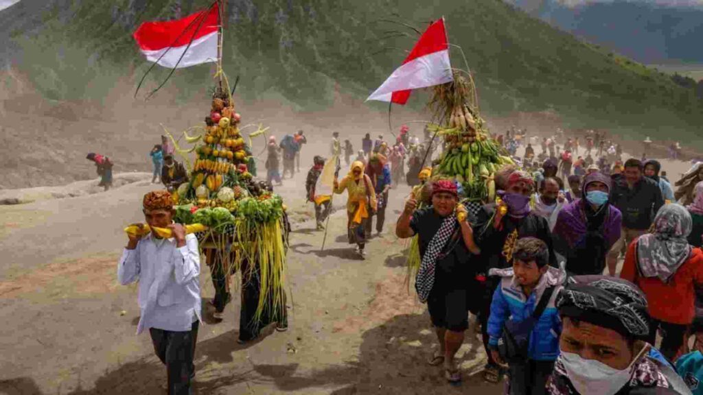 bukit widodaren bromo