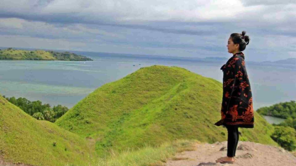bukit menjaga labuan bajo