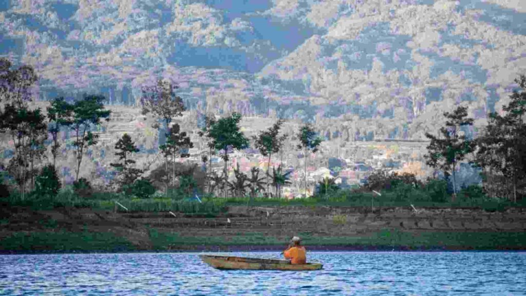 taman wisata selorejo malang